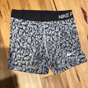 Nike Pro Medium spandex shorts